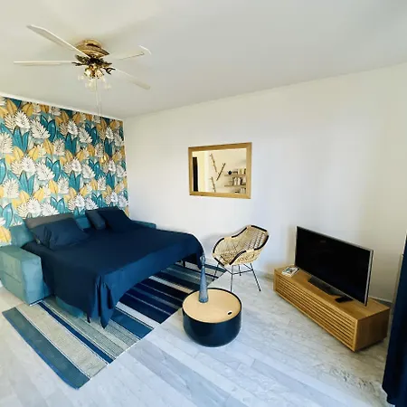 Grand Terrasse Vue Sur Et Parking Διαμέρισμα