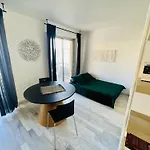 Grand Avec Terrasse Vue Et Parking Apartment *