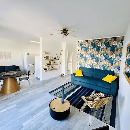 Grand Terrasse Vue Sur Et Parking Apartament