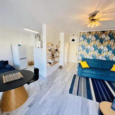 Apartament Grand Terrasse Vue Sur Et Parking