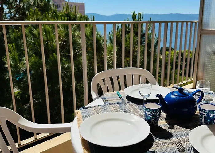 Grand Terrasse Vue Sur Et Parking Daire *